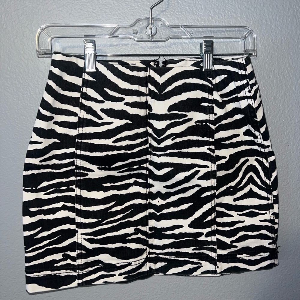 zebra print denim / jean skirt!